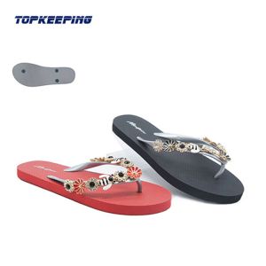 Buy cheap Diamond Decoration Ladies Flip Flop With Metal Luster Textured Strap from wholesalers