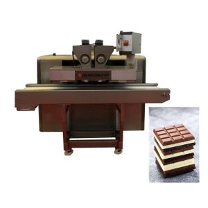 Servo Motor Multifunctional Candy Chocolate Making Machine