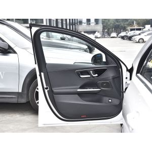 2025 Facelift Mercedes-Benz C-Class C200L 1.5T 170HP L4 AMG Line 4-Door 5-Seat