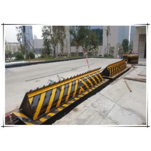 Electric Automatic Hydraulic Road Blocker Adjustable Fall / Rise Time With