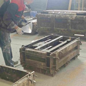 Buy cheap Specialty Ceramic Corundum Mullite Refractory Materials for Temperature Applications from wholesalers