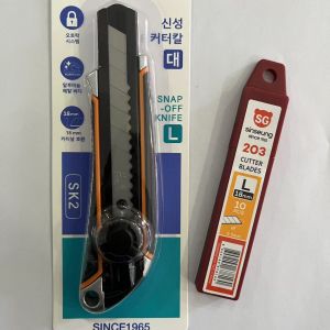 Buy cheap 160*45*17mm 18mm Utility Knives Ergonomic Design with Black And Orange Handle and 100mm Blade Length from wholesalers