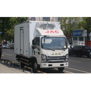 Jianghuai Weiling K5 150 Horsepower 4X2 4.015 Meters Single-row Refrigerated