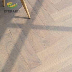 Buy cheap Smooth Three Layer Engineered Wood Flooring Walnut White Red Oak Engineered Flooring from wholesalers