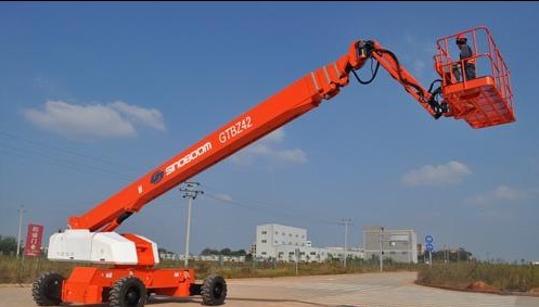 Quality Telescoping Boom Crane Original Cummins Diesel Engine Straight Arm for sale