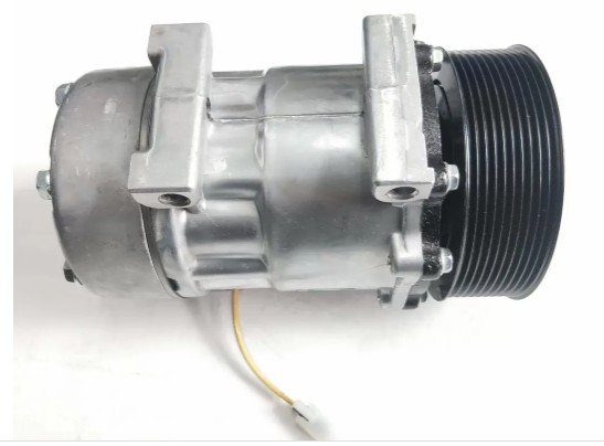 Quality Kalmar Air Conditioning Compressor Metallic With High Durability for sale