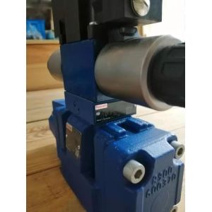 China 4WRZ32E520-70/6EG24N9ETK4/M
4WRZ32E520-70/6EG24N9EK4/D3M
4WRZ32E520-70/6EG24N9EK4/M German proportional electro-hydraulic directional valve manufactured by Rexroth hydraulic proportional valve on sale