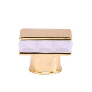 Buy cheap Luxury Perfume Caps Luxury Zinc Alloy Good Touch Environmentally Friendly And Recyclable from wholesalers