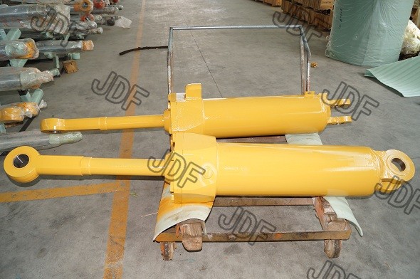 Quality  WHEEL TRACTOR-SCRAPER cylinder , earthmoving , cylinder part No. 5J2449 for sale