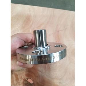 Nominal Pressure 150 Lbs Forged Steel Flanges Material ASTM A105N / Black Long