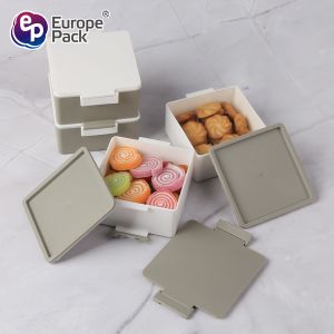 Portable and stackable plastic food containers