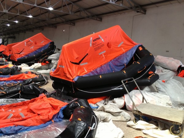 Buy cheap Marine SOLAS Approval Liferafts with 25 Man from wholesalers
