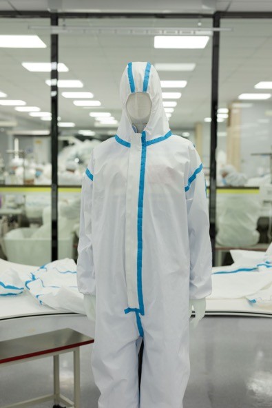 Quality Non Woven Full Body Coverall Disposable Protective Suit CE Approval for sale