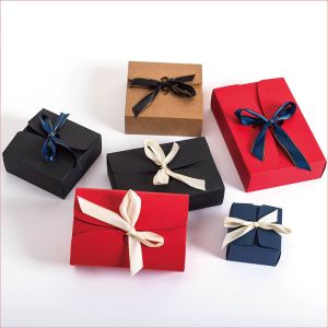 Foldable CMYK 4C Kraft Paper Packaging Box With Ribbon Bowknot