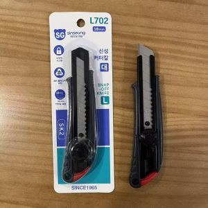 Buy cheap Aluminum Handle Utility Knife Lightweight and Robust Cardboard Cutter Tool for Precise Cutting in Warehouse Operations from wholesalers