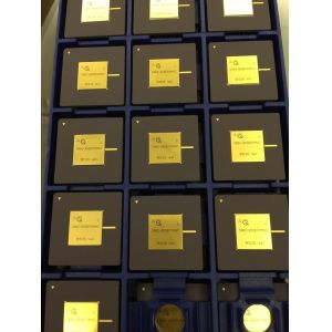 LATTICE 1048 Device Embedded CPLDs Complex Programmable Logic Devices Chip