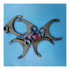 Buy cheap 25122-8DC9 Shift Fork For Mitsubishi Fuso 6D24 M10 M12 M130 PTO Gearbox for Trucks and Gearbox from wholesalers