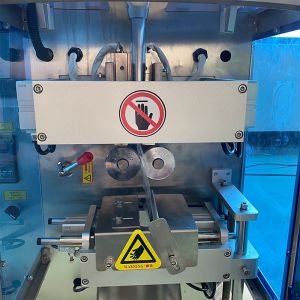 CE Granule Packing Machines 50g Cooked Rice Packing Machine