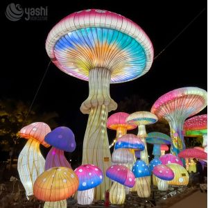 Simulated Mushroom Lanterns Outdoor LED Lighting Fixtures 240CM - 250CM