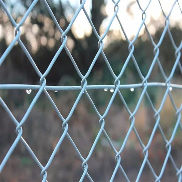 Buy cheap 1.2m X 25m 50mm * 50mm Gi Chain Link Fencing from wholesalers