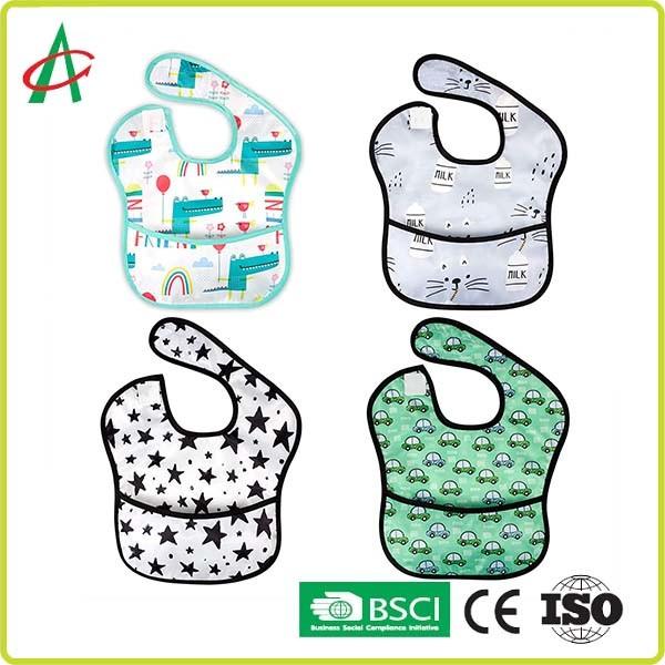 Quality Adjustable Waterproof Newborn Baby Bibs For Feeding And Eating for sale