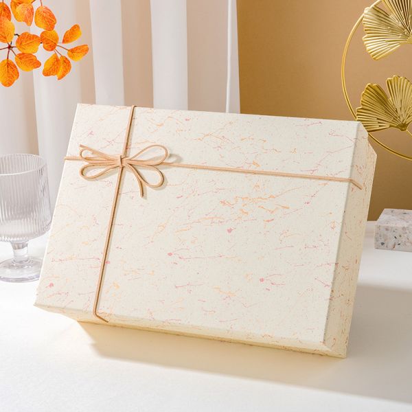 Buy cheap Custom Rigid Gift Box For Birthdays Packaging For Cosmetics Lipsticks Business Souvenirs & Party Favors from wholesalers