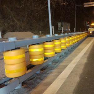 Buy cheap Hot Dipped Galvanized ISO Standard Safety Roller Crash Barrier for Highway Protection from wholesalers
