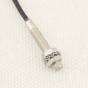 LJ5A3-1-Z/BY Screen shield type PNP DC type proximity sensor