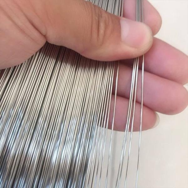 Highway Guardrails Galvanized Steel Core Wire with Up to 300g/m2 Galvanized