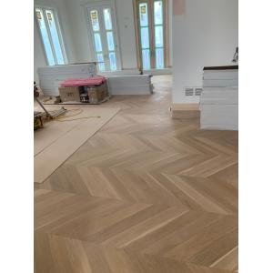 Buy cheap Big Size 775 x 125mm Chevron Oak Engineered Wood Flooring with 25 Years Residential Warranty and E0 Formaldehyde Emission product