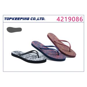 Buy cheap PE Womens Thong Slippers Basic White And Black from wholesalers