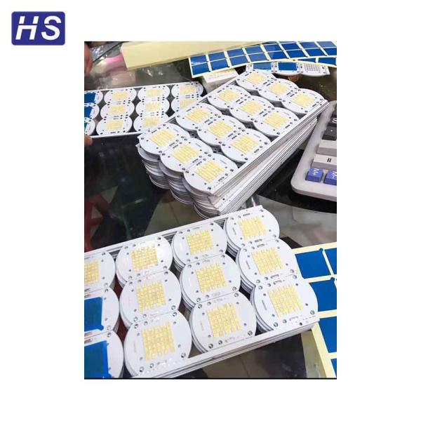 Quality LM301B LED PCB with 1-3oz Copper Thickness 0.8-1.6mm Board Thickness and 0.2mm Min. Hole Size for Plant Grow Lighting for sale