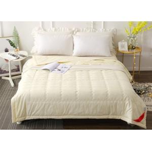 Buy cheap Hotel Cotton Jacquard Solid Thin Summer 150g/M2 Quilted Quilt from wholesalers
