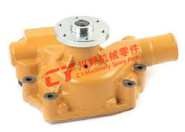 China 6206 - 61 - 1103 Excavator Water Pump For 6D95 PC200 - 5 PC220 - 5 6 Hole on sale
