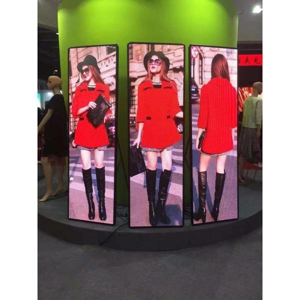 Quality Customized P2.5 Poster Ultra Thin LED Screen Indoor For Shop High Brightness for sale