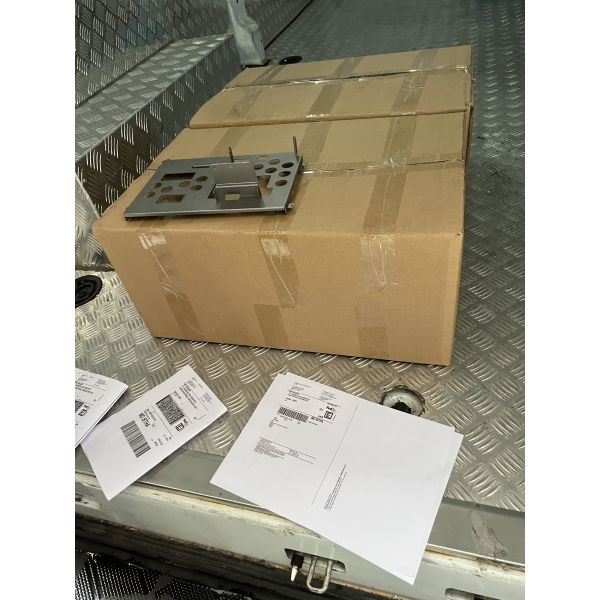 Sheet Metal Support Bracket – Sturdy Construction, Easy Assembly, Weather