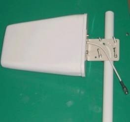 Buy cheap LPDA Yagi 11dBi Directional Panel Antenna ABS Radome from wholesalers