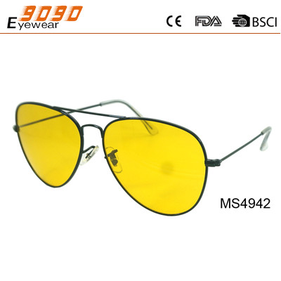 Buy cheap Sunglasses with metal frame, new fashionable designer style, UV 400 Protection Lens from wholesalers