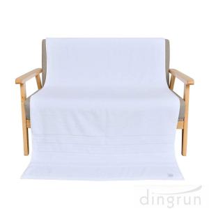 Ultra Absorbent Cotton Bath Towels Super Soft Oversized With White Color