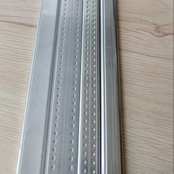 Hardnes Shine Surface Aluminum Spacer Bar in Different Sizes for Superior
