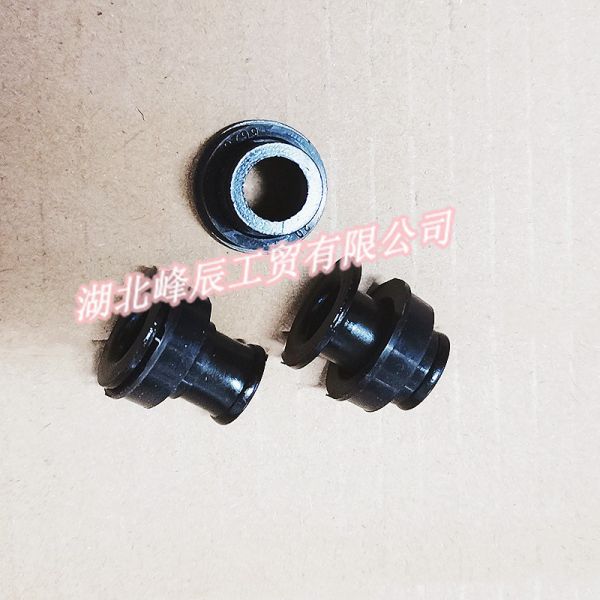 Dongfeng/Dcec Kinland Engine Parts Auto parts for Truck Shock Gasket Valve Housing Cover Screw C3959799