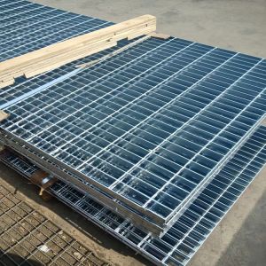Buy cheap Hot Dipped Galvanized Press Locked And Welded Steel Grating Walkway from wholesalers
