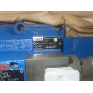 Buy cheap R900923538 4WRZ32W1-520-55/6AG24NZ4/M 4WRZ32W1-520-5X/6AG24NZ4/M Proportional Directional Valve from wholesalers