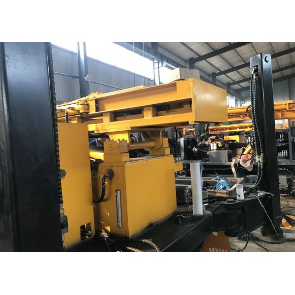 Mobile ST 300 Meters Large TUV Rotary Head Drilling Rig Equipment