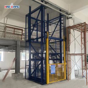 6m Stroke Hydraulic Cargo Lift With Customizable Floor Height