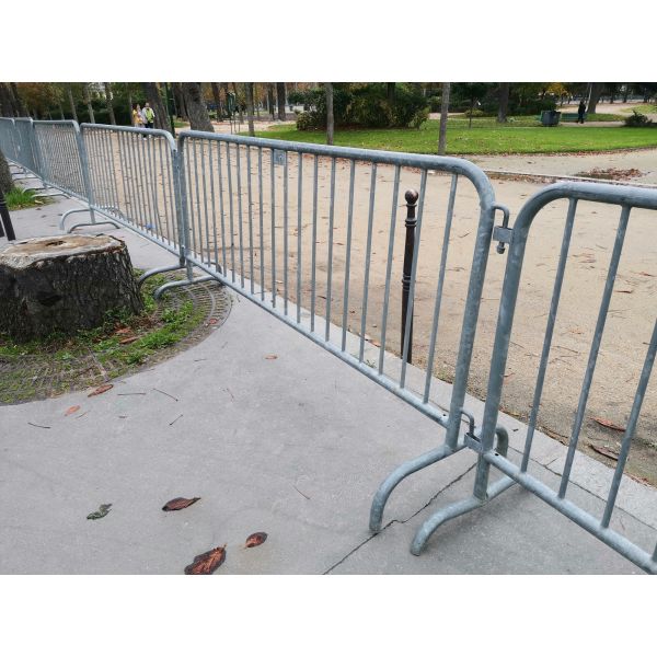 Buy cheap Interlocking Metal Crowd Barriers 1.1m Height from wholesalers