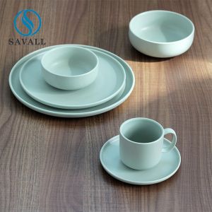 Green Minimalist Colored Porcelain Dinnerware 6pcs Unbreakable Porcelain
