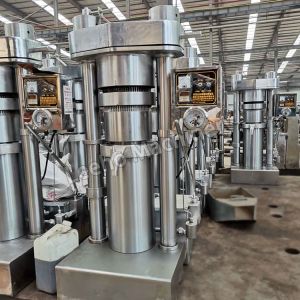 Buy cheap 185mm Oil Cake 60Mpa 4kg/Batch Olive Oil Press Machine from wholesalers