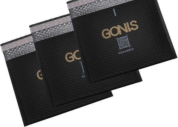 Buy cheap Matte Surface Recycled LDPE 4x8 Poly Bubble Lined Bags from wholesalers