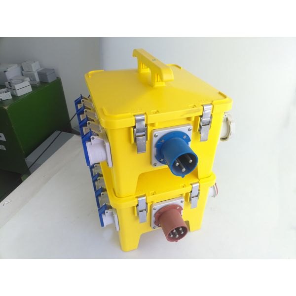 Quality Customized Electrical Spider Box With Overcurrent Protection 24 Ways for sale